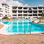 Casa Patty, Piscinas Climatizadas, Primera Linea Apartmán Costa Teguise